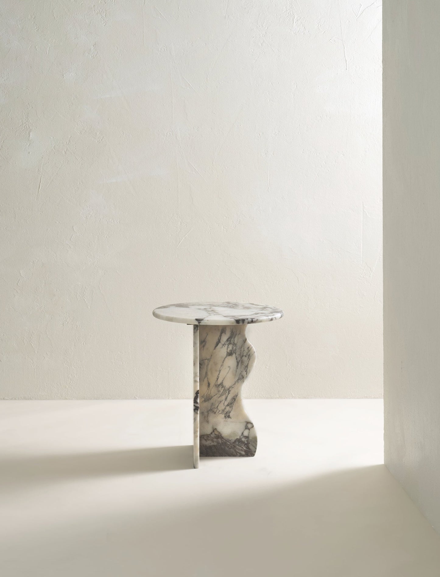 'Ana' Wave Side Table - Calacatta Viola