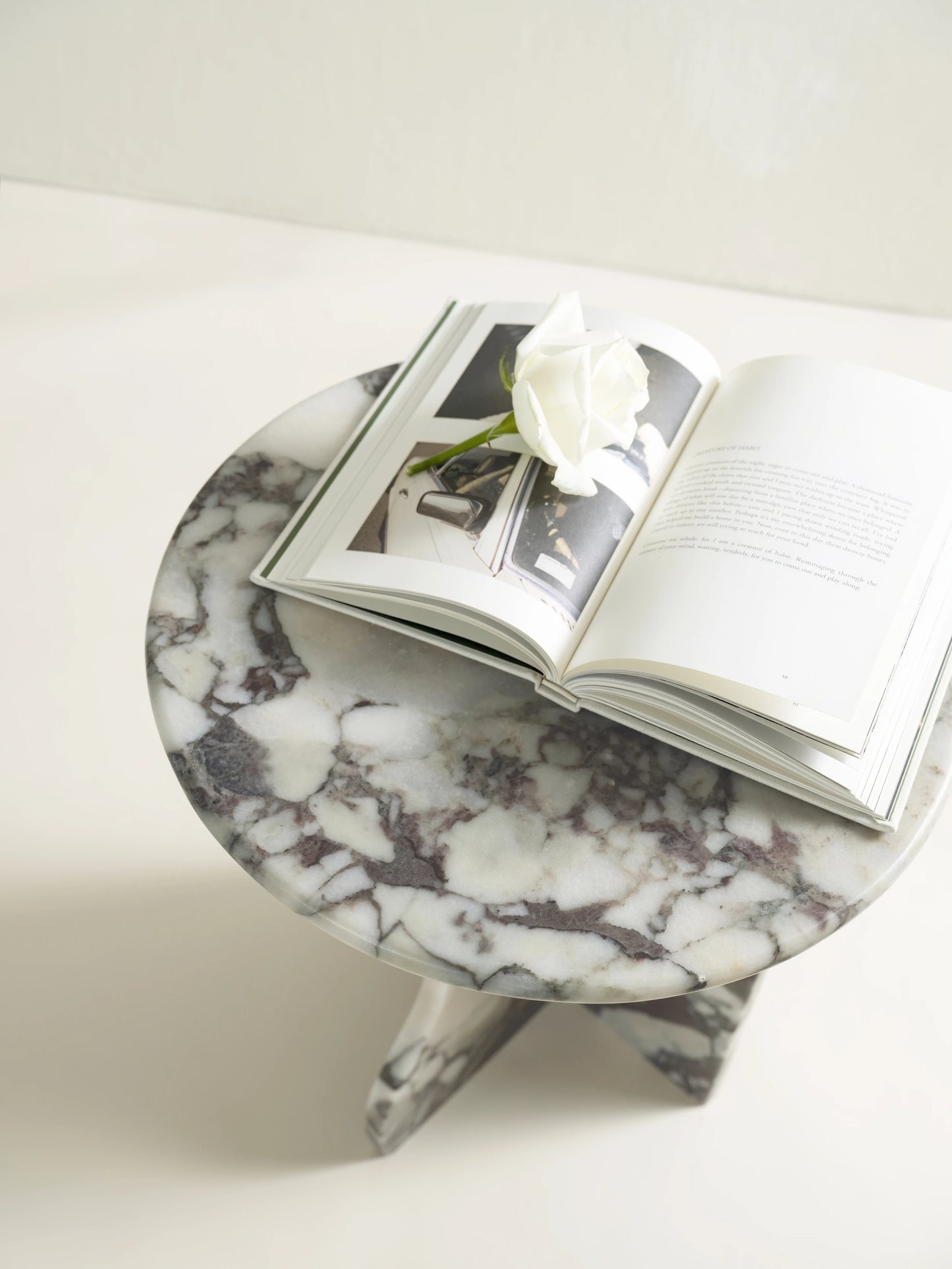 'Ana' Wave Side Table - Calacatta Viola