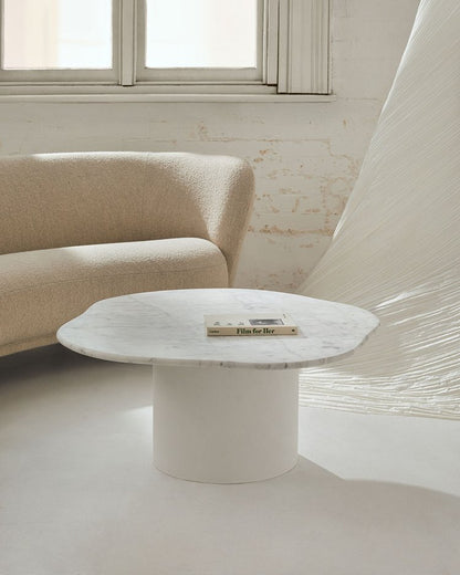 Elegant Round Curved Marble Coffee Table Bianco Carrara Chelon